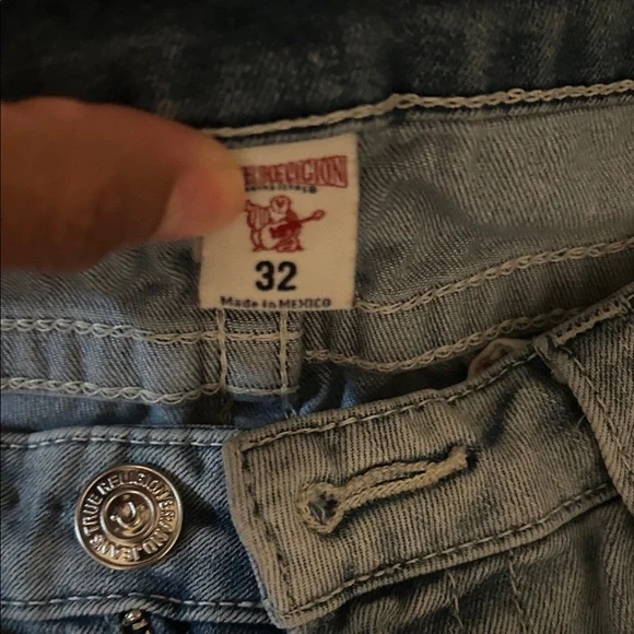 True Religion Women's Light Blue Distressed Curvy Skinny Jeans - Picture 3 of 9